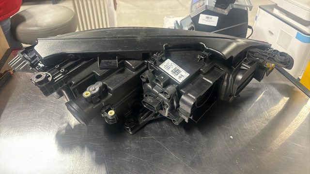3G8941773 VAG Фара левая купить в Каменское
