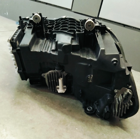 63117466115 BMW Фара левая купить в Кривой Рог