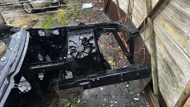 Левый передний лонжерон 41007417571 BMW