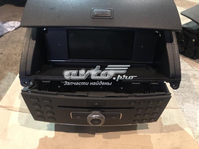 Магнитола (радио AM/FM) 2049069701 MERCEDES