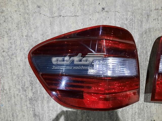Задний левый стоп A1648202164 MERCEDES