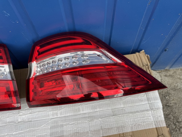 Задняя правая фара A1669063201 MERCEDES
