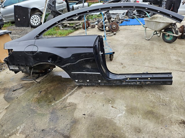 A2076302601 MERCEDES Крыло заднее правое купить в Сумы