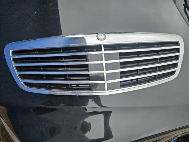 Решетка A2218800283 MERCEDES