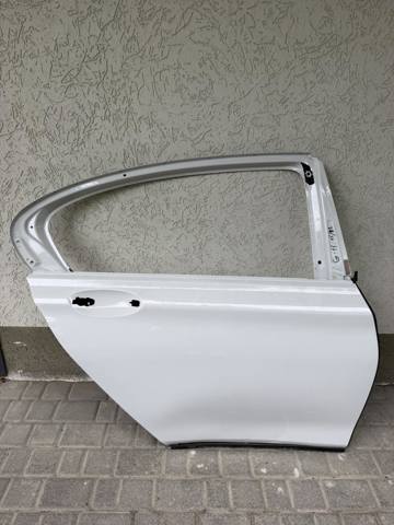 Дверь задняя, правая 41527423702 BMW