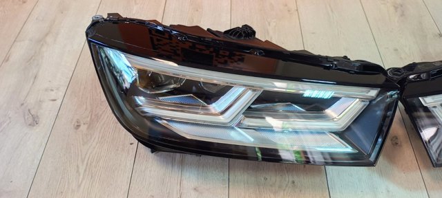 Фара передняя правая Audi Q5