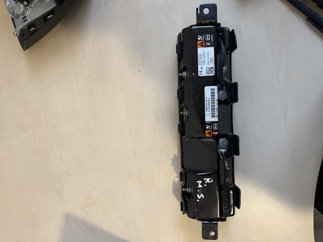 Подушка безопасности (AIRBAG) пассажирская, защиты коленей 100526000G TESLA