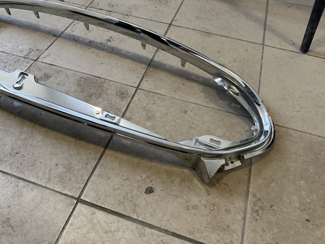 Рамка решетки переднего бампера 101741400D TESLA