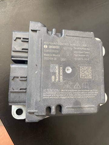 Блок управления airbag 151287600E Tesla Model