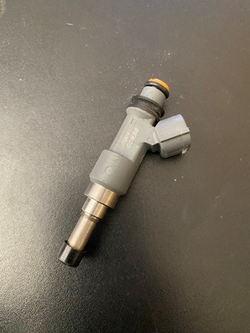 Форсунка инжектора 16611AB030 SUBARU