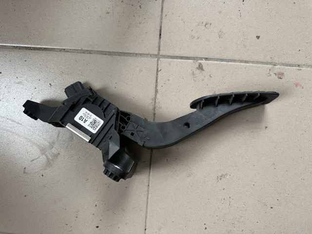 Педали газа 32700GI100 HYUNDAI