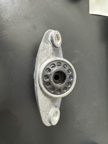 Опора заднего амортизатора 55310L1000 HYUNDAI