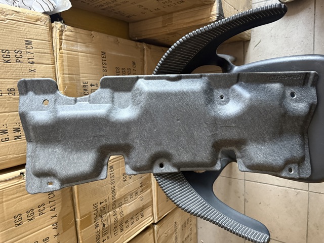 Шумоизоляция капота из войлока 658405SK0A NISSAN