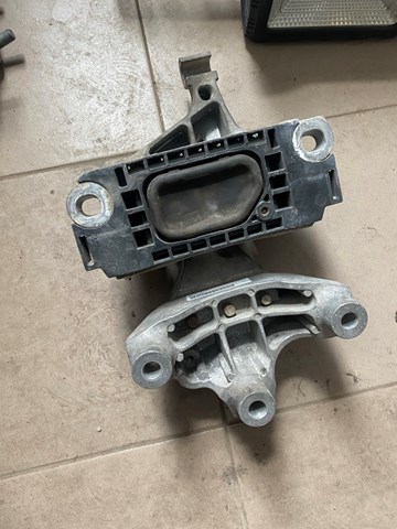68081487AG CHRYSLER купить в Тернополь