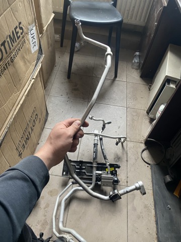 Трубопроводы 924473NL0B NISSAN