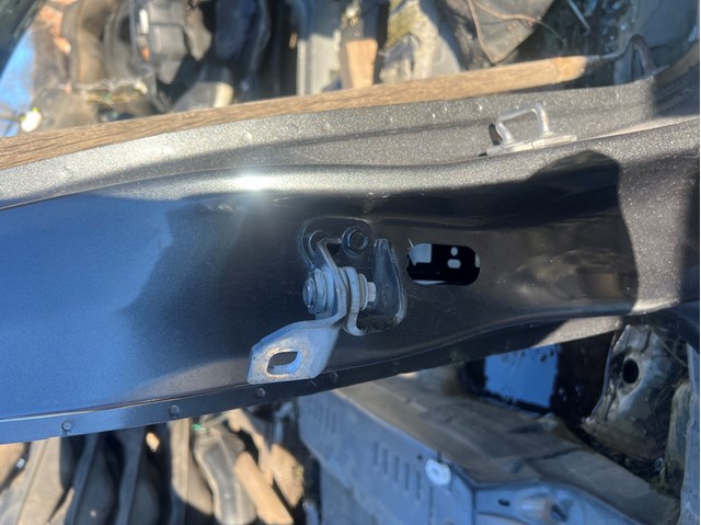 Завеса двери задней правой BB5Z7826800C FORD