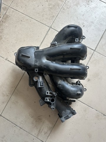 Впускной коллектор DS7Z9424A FORD