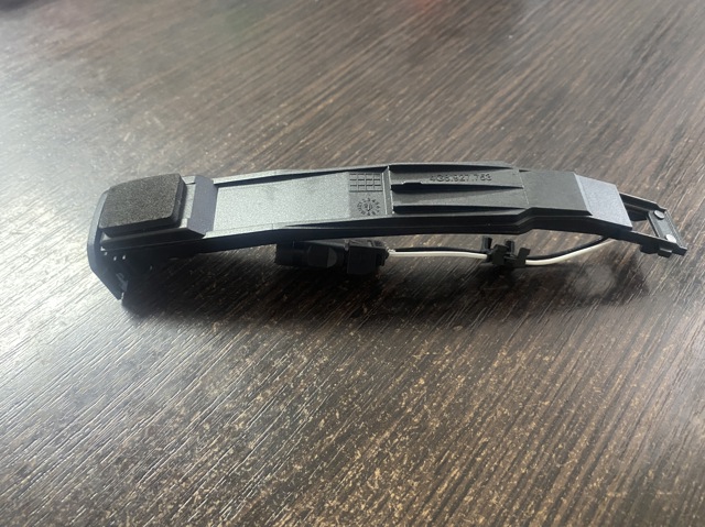 Ручка двери передней наружная 4G8927753 VAG