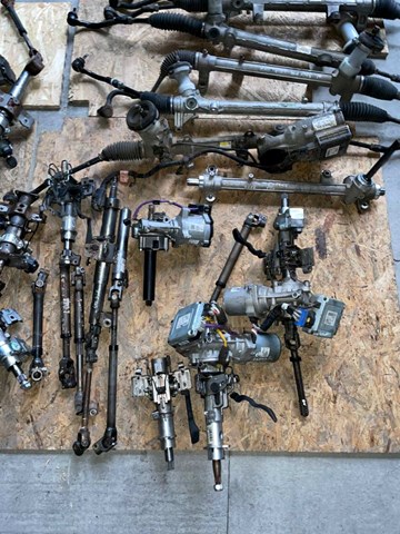 565002W300 Рулевая рейка купить Черновцы