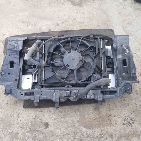 641011P000 Рамка радиатора купить Киев