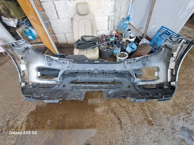 LR045028 Передний бампер купить Полтава