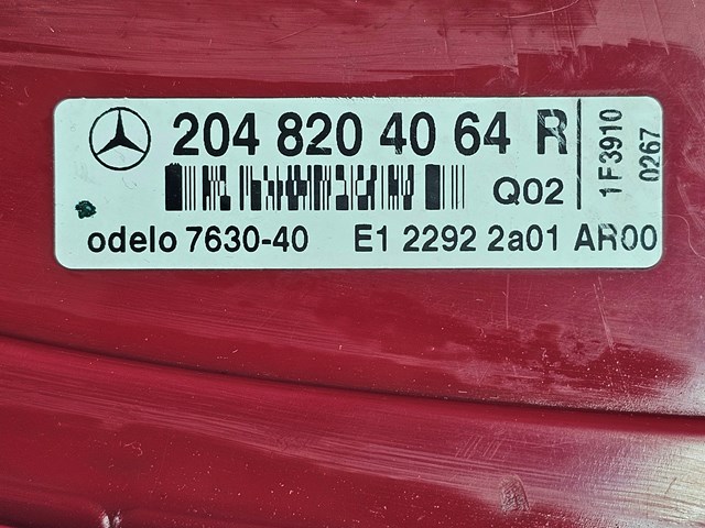 MERCEDES A2048204064 Фонарь задний правый в наличии Украина