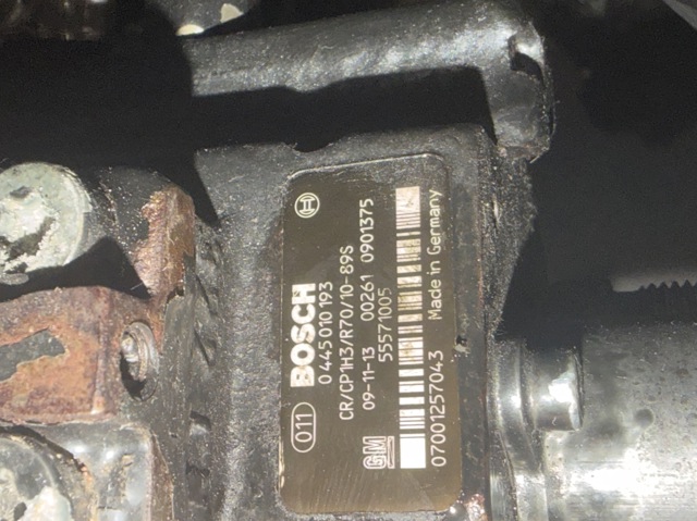Насос топливный высокого давления 0445010193 BOSCH