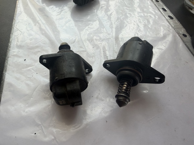 Клапан/регулятор холостого хода 0817255 OPEL