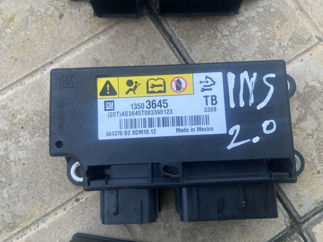 Блок управления airbag 13503645 OPEL