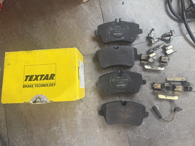 2314401 TEXTAR Передние тормозные колодки купить в Ирпень