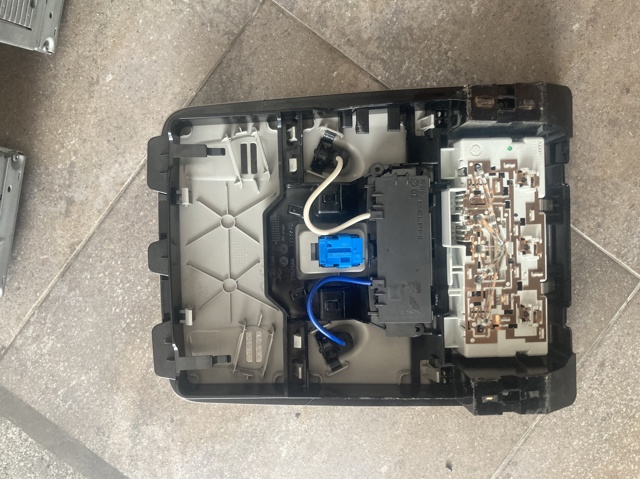 Лампочка освещения салона 315671560 OPEL