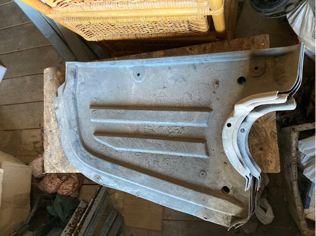 3AA825216C VAG Защита днища задняя правая купить в Каменское