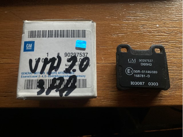 Задние дисковые колодки Opel Astra F