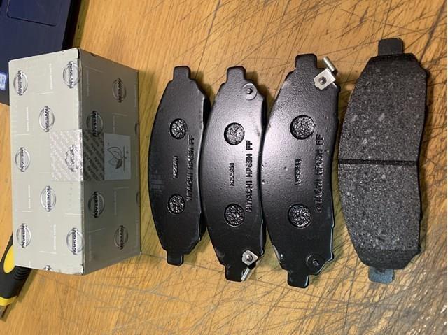 Тормозные колодки AY040NS130 NISSAN