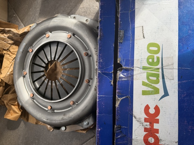 Корзина сцепления MTC14 VALEO