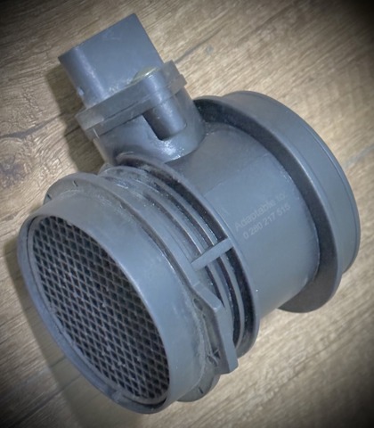 Датчик расхода воздуха 0280217515 BOSCH