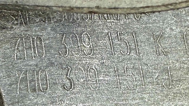 VAG 7H0399151K Левая подушка двигателя в наличии Чернигов