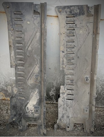 Защита днища, задняя правая 7H0825210B VAG