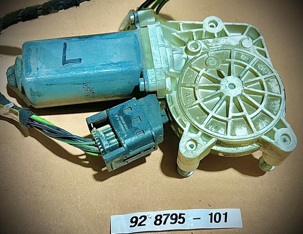 928795101 MERCEDES купить в Винница