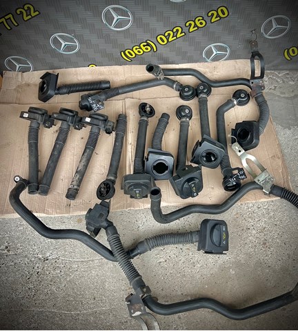MERCEDES 000010148564 Крышка маслозаливной горловины в наличии Хмельницкий