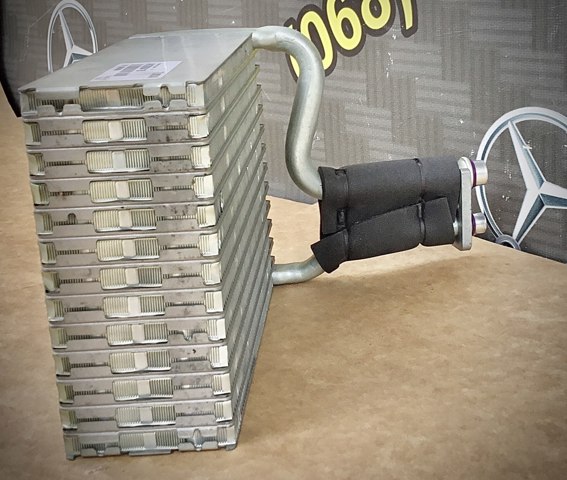 A0018305858 MERCEDES Испаритель кондиционера купить в Полтава