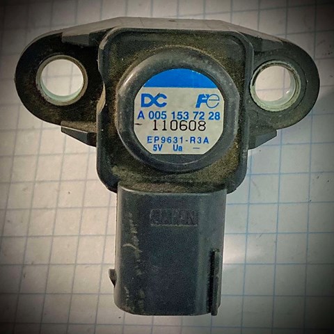 A0051537228 MERCEDES Датчик давления наддува купить в Одесса