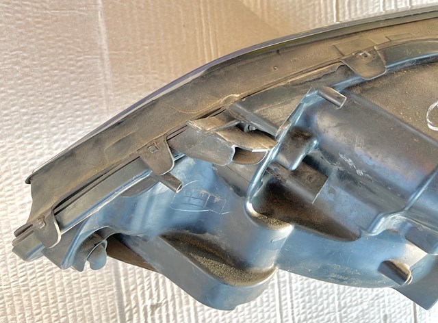 1648205261 MERCEDES Фара правая купить в Чернигов