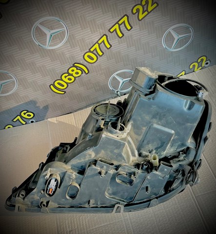 MERCEDES A1648205261 Правая фара в наличии Черновцы
