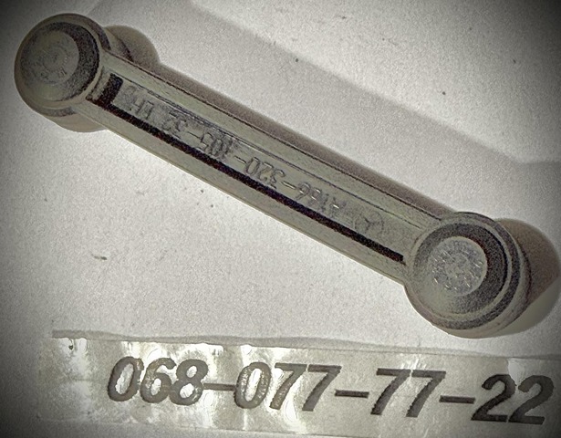 Тяга датчика уровня положения кузова, задняя левая A1663200532 MERCEDES