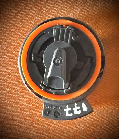 A1679050800 MERCEDES Датчик удара купить в Ирпень