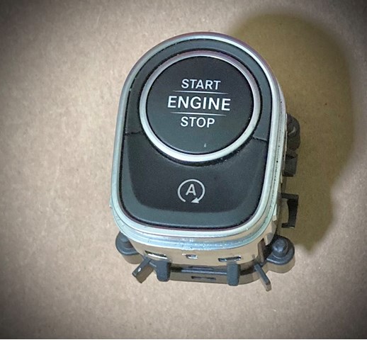 MERCEDES A1779051001 Кнопка старт-стоп в наличии Ирпень