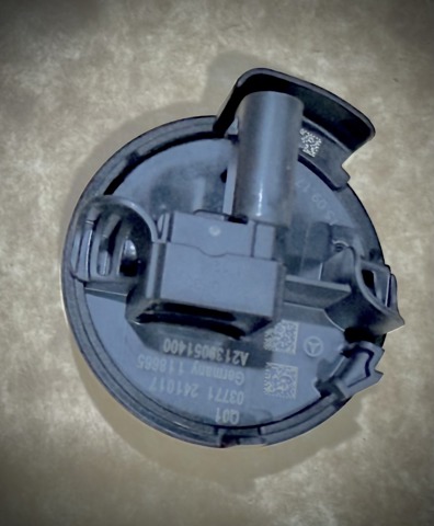 Датчик AIRBAG передний A2139051400 MERCEDES