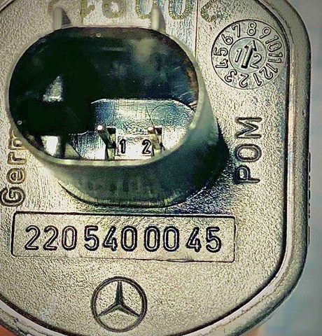 MERCEDES 2205400045 Датчик уровня омывающей жидкости в наличии Ирпень