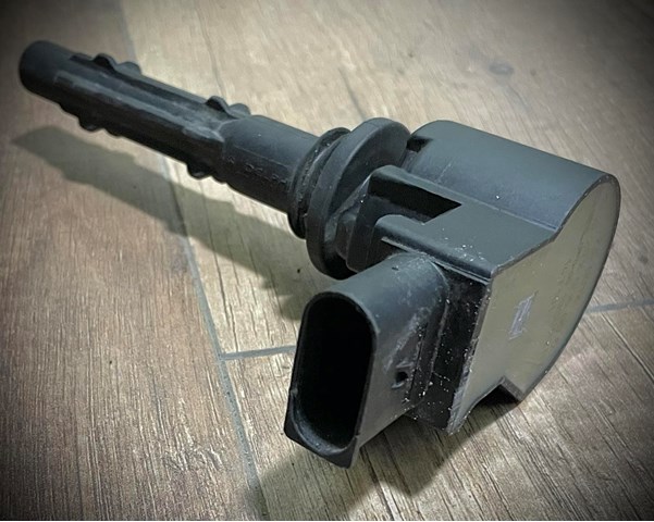 A2729060060 MERCEDES Катушка зажигания купить в Каменское